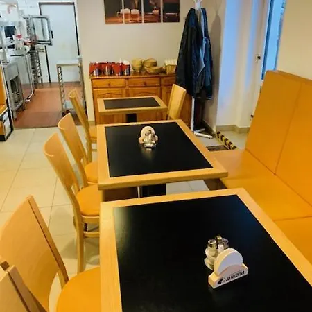 Pivovar Malý Janek - S Pivovarem Hotel Jince