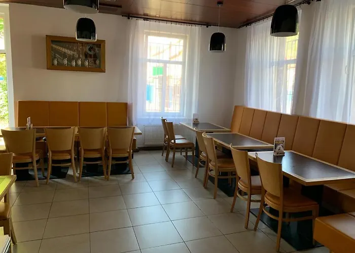 Pivovar Maly Janek - Restaurace, A Stany Jince